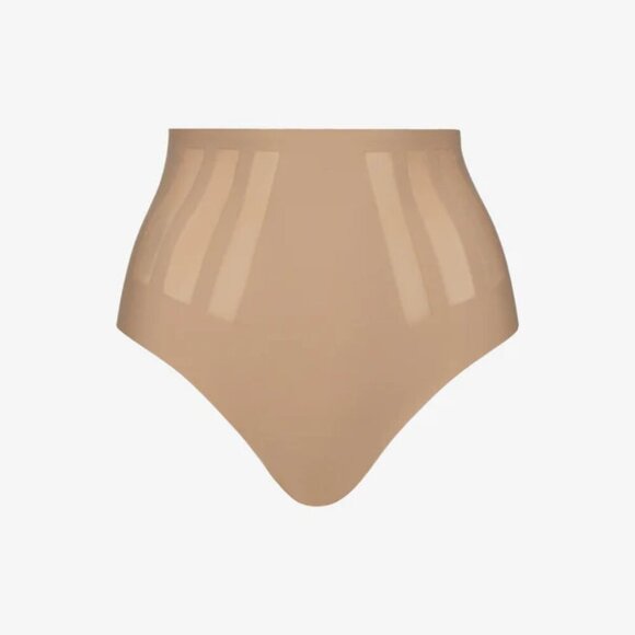 New Commando Luxe High Waist Control Seamless Beige Women's Thong Underwear Med - Picture 3 of 3